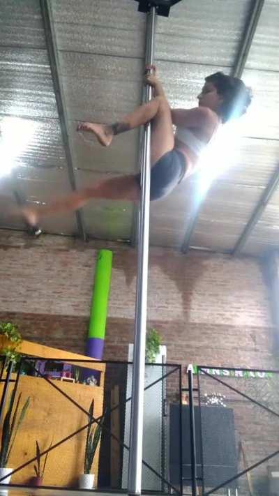 Rainy day, pole training 