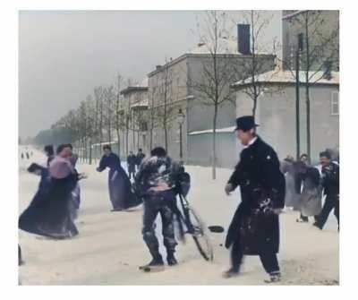 First ever recorded snowball fight (1897)