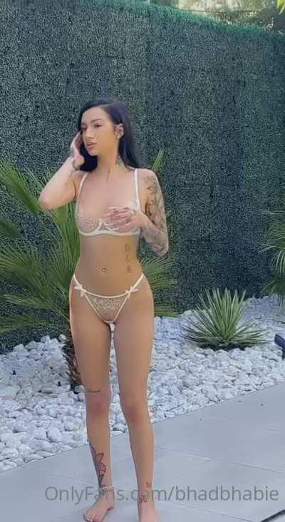 Danielle Br3goli / Bh4d Bhabie New Content All Album link in c0mment👇 3