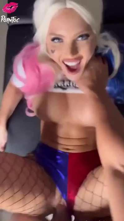 Harley Quinn asking for a cum covered face