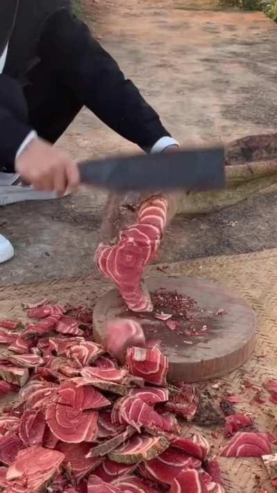 Can someone help us identify this steak?