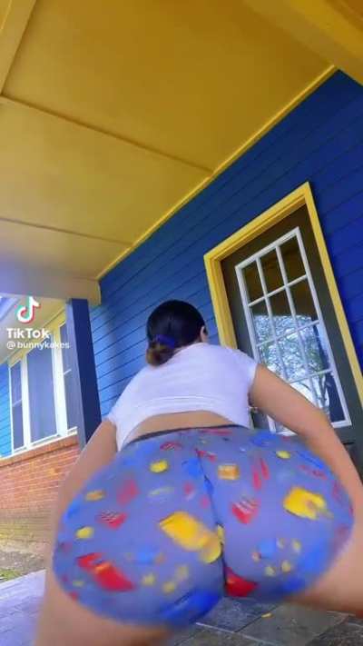 REAL HOOD BIH TWERK