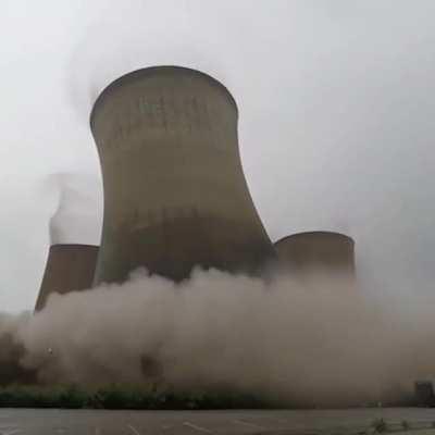 Cooling towers demolition