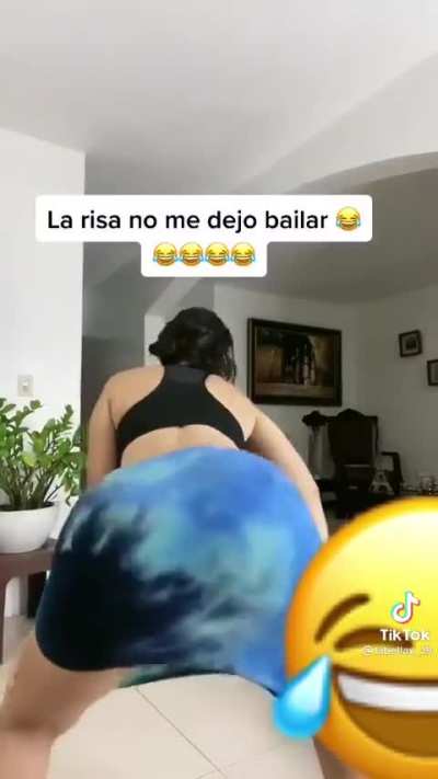 RIE RIE PEDAZO DE PUTA CULONA