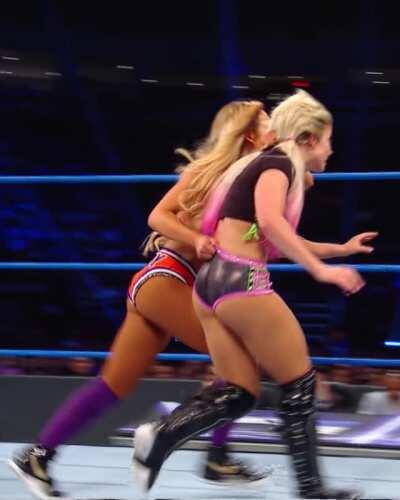 Alexa Bliss' wedgie [1080i source]