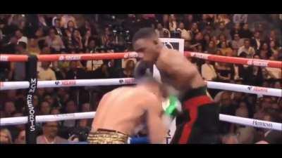 Canelo Alavrez’s defensive slips and rolls