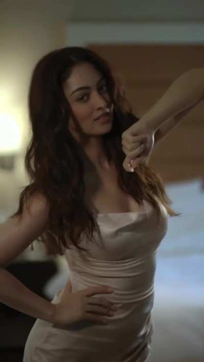 Sandeepa dhar 