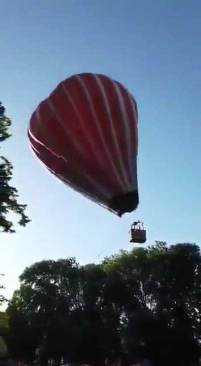 WCGW hot air ballooning on a windy day