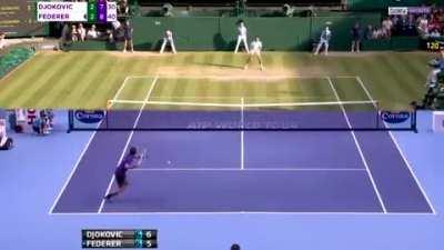 Throwback to Federer winning the 2019 Wimbledon