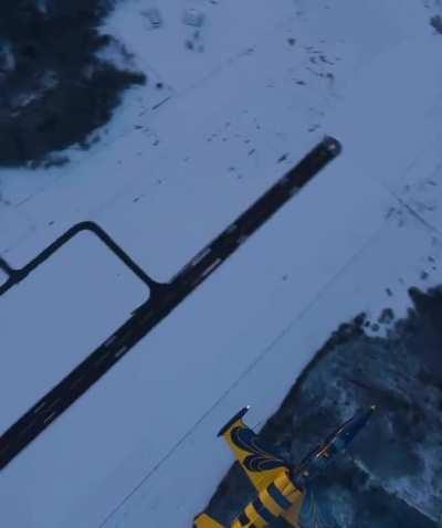 Unbelievable drone footage of an L-39 Albatros performing a taislide maneuver at EVJA earlier this month. Credit: IG @aero.tim