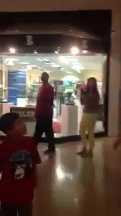 an old video of kevin obregón himself pushing the giant around the mall (found by perfectwall52 on discord)