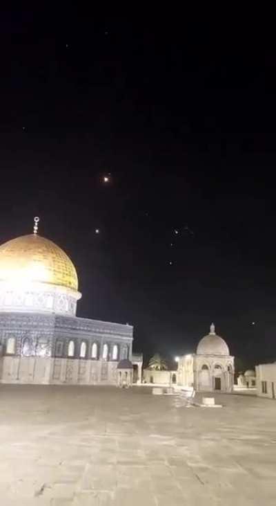 Footage of the Iranian attack over Jerusalem's Temple Mount