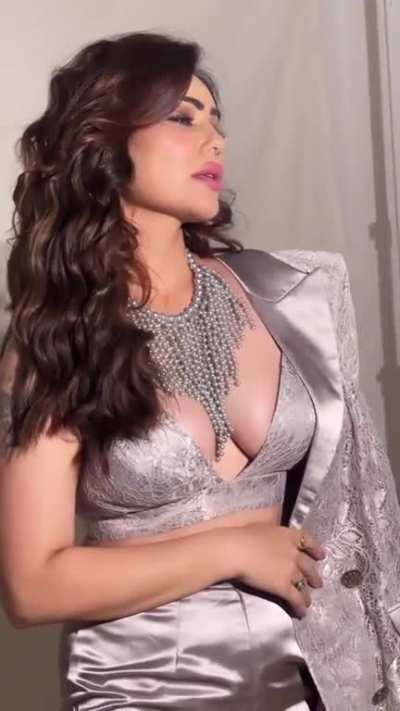 Kangana Sharma ð¥µð¥ð¥ð¥µ