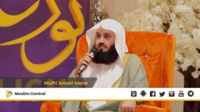 Just a random Mufti Menk compilation (No context)