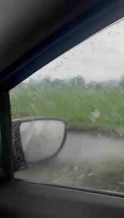 Guys drive into F1 drillbit tornado in Borth, Germany (25/9/24)