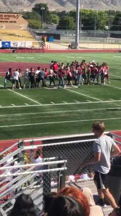 Seniors vs freshmen tug of war