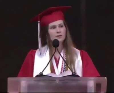 Texas high school student Paxton Smith secretly swapped out her approved valedictorian speech for a new one – in protest of the state’s abortion law