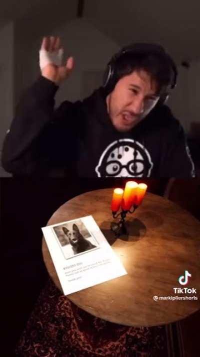 My new favourite Markiplier clip.I also love that he’s wearing Ro’s merch.