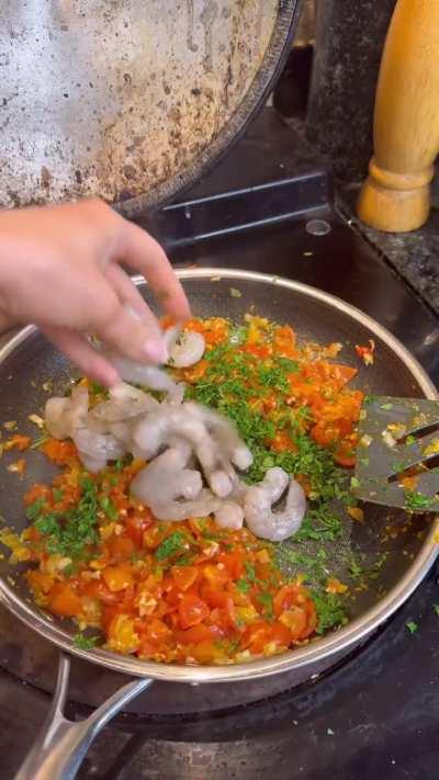 Silky tomato and prawn pasta:)