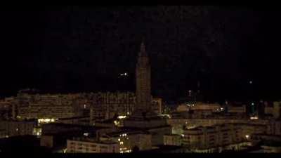 Meteorite entering the atmosphere and burning up over Le Havre, France