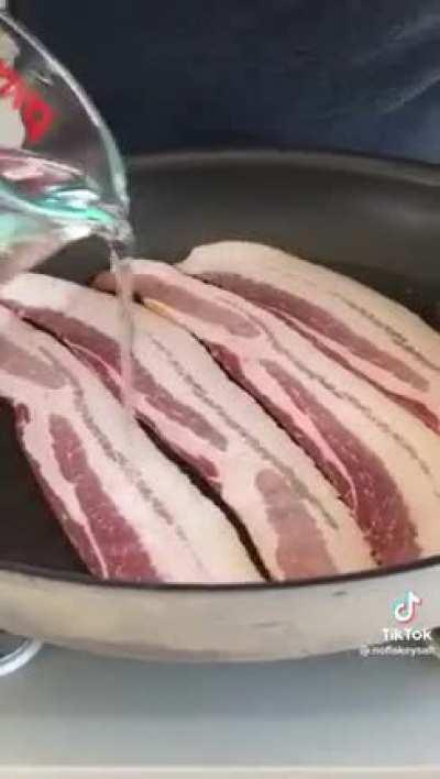 Yes, you can boil bacon. Don’t hurt the messenger