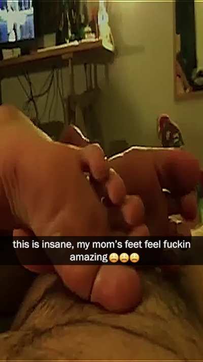 (M/S) Couch chilling turns into a footjob (Foot Fetish)