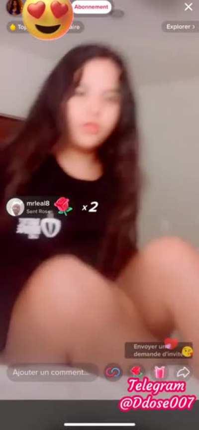 🔥🥰 Checkout Cute Insta Queen Drunk &amp;amp; Gets Crazy 🤳 Goes Pantyless on Livestream 😋Ends up showing her Ass &amp;amp; Pussy Flash 🥰🔥