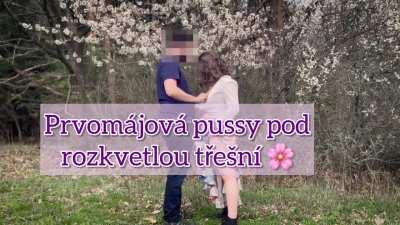 Prvomájová pussy 😋 (sextape)