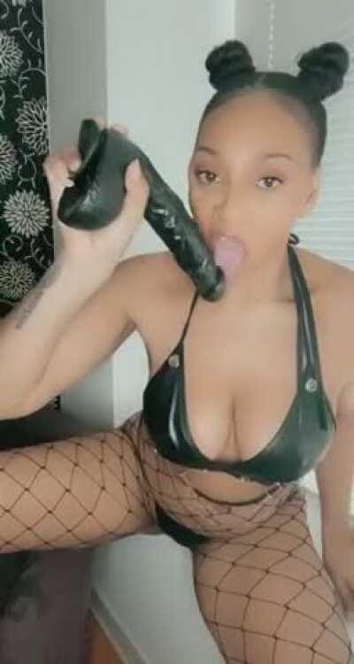 Ebony Dildo Deepthroat - ðŸ”¥ Deepthroat Gagging Sex Toy Dildo Ebony Solo Porn GIF by...