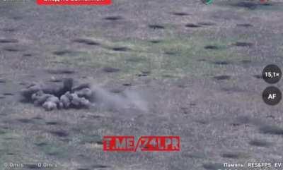 Russian drone operator eliminates Ukranian infantry with grenade drops in unknown location