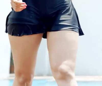 RAKUL PRET SINGHS JIGGLY THIGHS