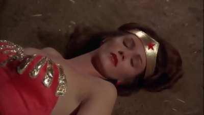 Lynda Carter's slow breathing and rising plots in Wonder Woman (1976)