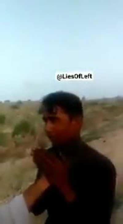 Pakistani Muslim forces Sindhi Hindu man to chant &quot;Allahu Akbar&quot; and insult his Hindu Gods.