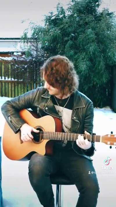 Last Christmas played Fingerstyle 🎸