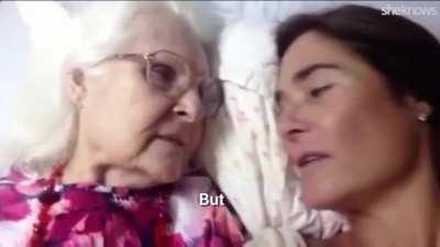 most wholesome thing i’ve seen today. mother with alzheimer’s recognises her daughter.