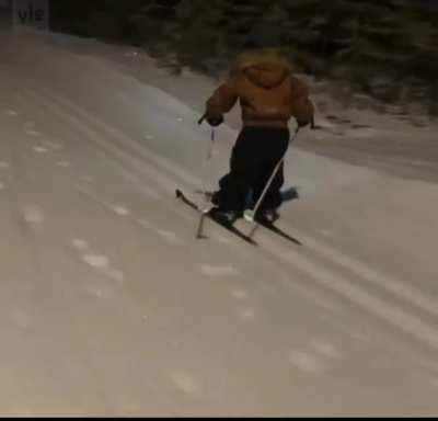 Finnish kid really loves skiing (from YLE)