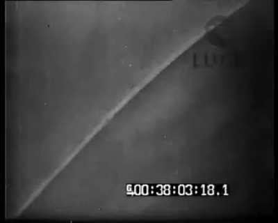 Footage from an Italian plane dogfighting with a Soviet fighter, 1941.