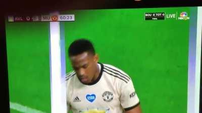 Manchester United 3-0 Aston Villa - Martial hits crossbar 60’