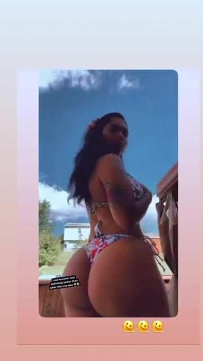 Sara Molina Booty (2)