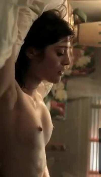 Lizzy Caplan - Erect nipples in 'Masters Of Sex'