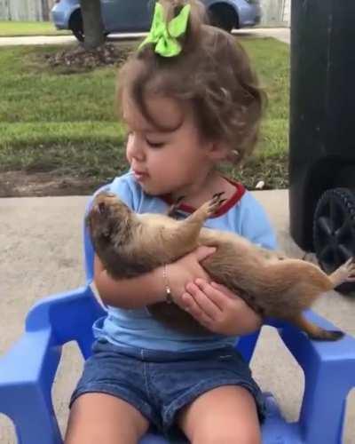 Just a gal singing to her prairie dog 🥰