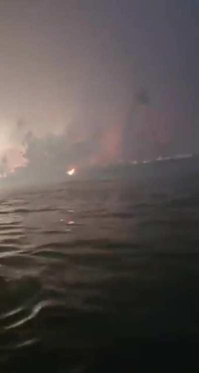 Maui family survived the Hawaii wildfires by being in the ocean for 5Hrs.