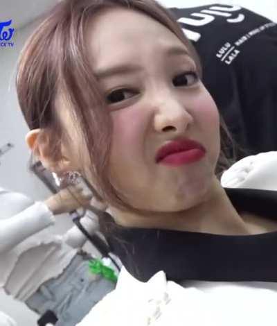 200903 - Nayeon being like ...