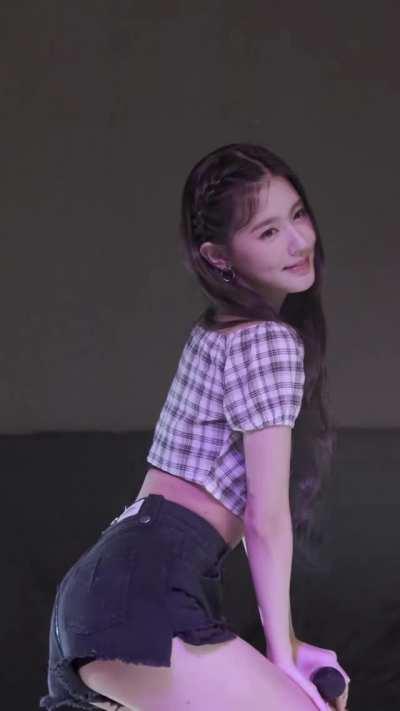 (G)-IDLE - Miyeon