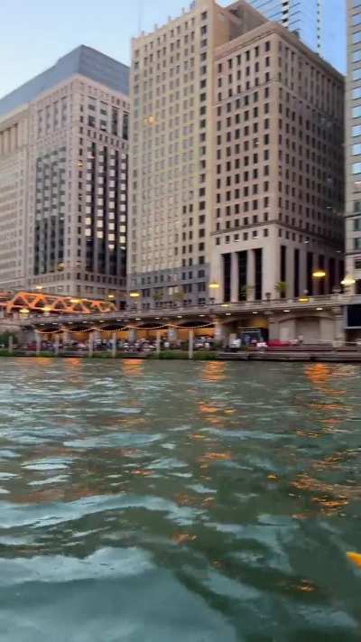 Taking a $35 inflatable boat through the Chicago River