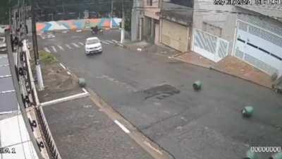 Liquefied petroleum gas cylinders fall off truck and roll downhill in Brazil