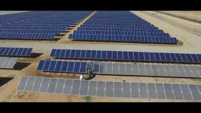 How solar panels are cleaned