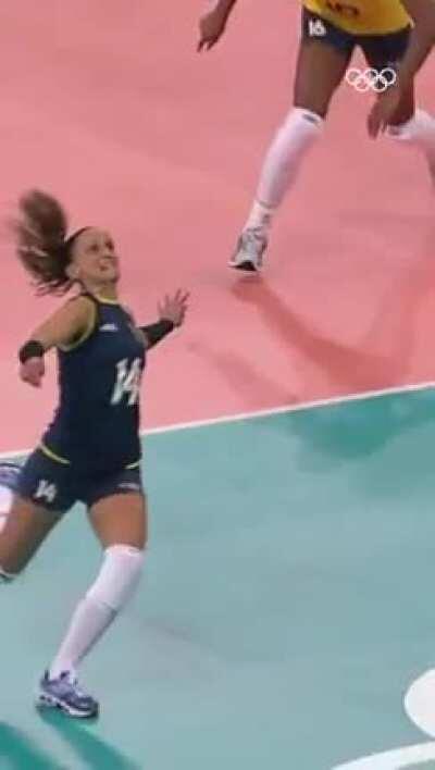 This volleyball save is insane