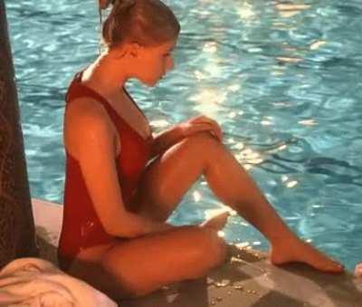 Ready for a wet Scarlett Johansson out of pool just for you?