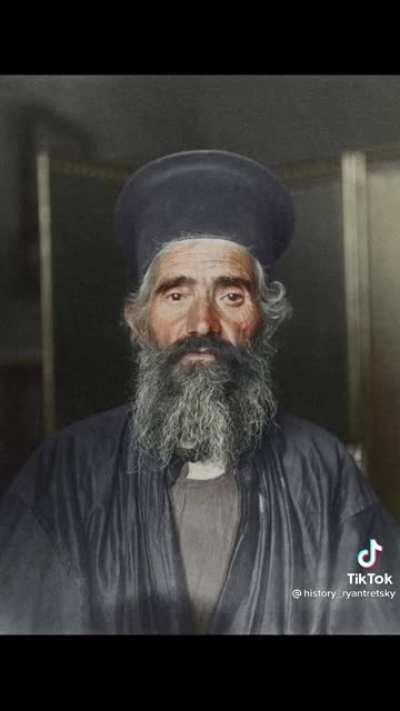 Colorized photos of immigrants that came through Ellis Island.